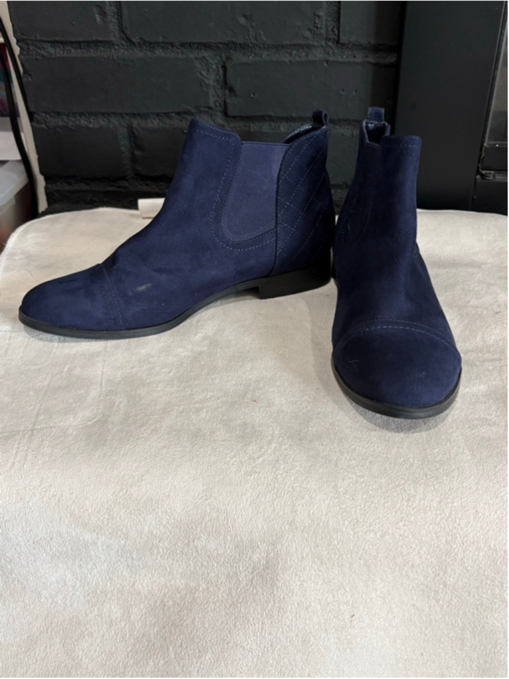 Women's Unisa Navy Suede Ankle Boots & Booties Size 8.5